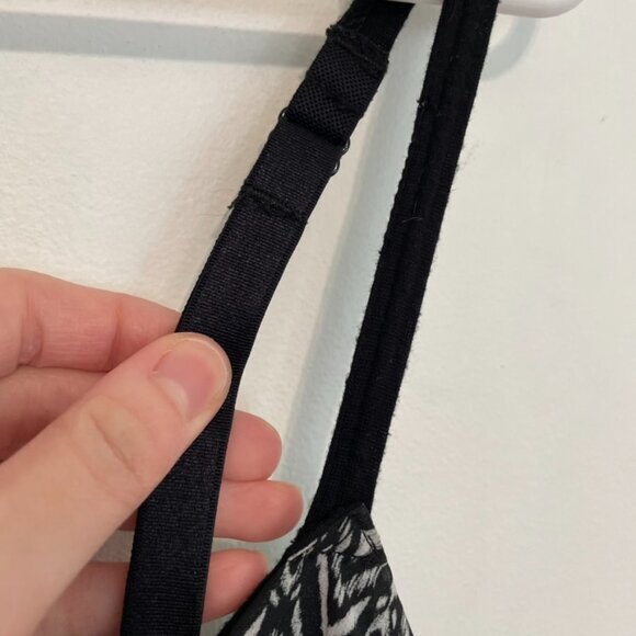 TORRID 3 Plus Size Skull Ikat Print Double Layered Cami Black Cream Tank Top 3X - Picture 9 of 16